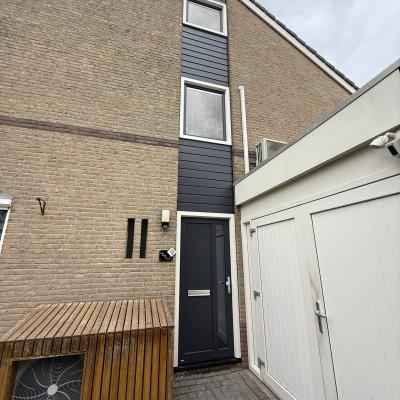 Kunststof geplaatste gevelbekleding in Lemmer