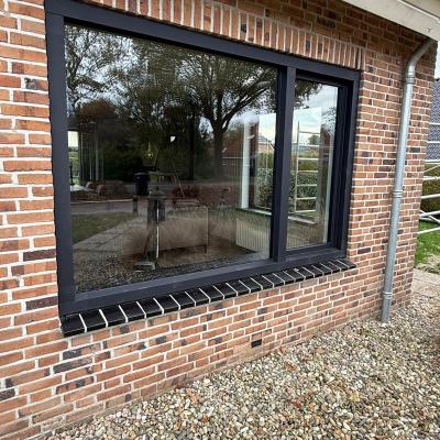 Kunststof kozijnen geplaatst in een woning in Kollumerzwaag