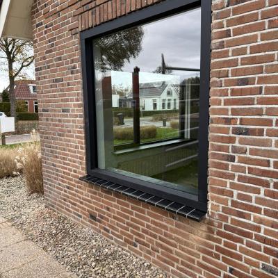 Kunststof kozijnen geplaatst in een woning in Kollumerzwaag