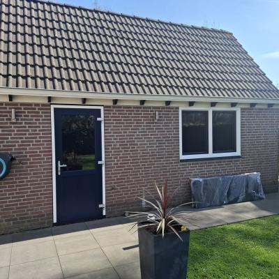 Kunststof kozijnen geplaatst in een woning in Drachtstercompagnie